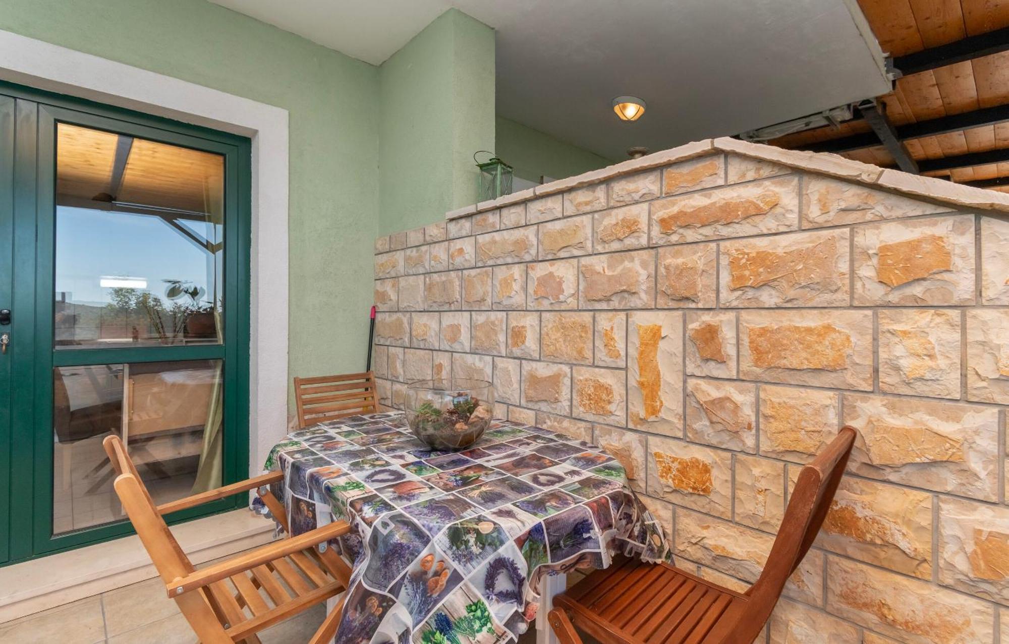 Apartments Toni Maslinica Zewnętrze zdjęcie